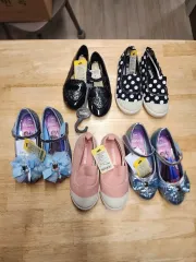 (新品) シューペン Led 靴 190 まとめ金額 スニーカー スポーツ スニーカー プリンセス 冬の王国