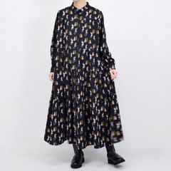 ☆*☆様 イズスカラー ヴィンテージ風額縁柄シャツワンピース 黒