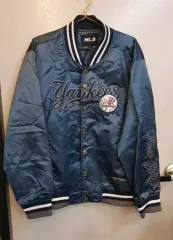 MLB ニューヨーク・ヤンキース サテン スタジャン アウター ブルー105 ラベル洗濯により消えています