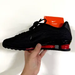 (255 260)(新品)NIKE ナイキ スニーカー ショックス z ブラック ユニバーシティ レッド