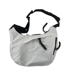 [Liebendo] ショルダーバッグ ナイロン ショルダーバッグ レディース メンズ 軽量 バッグ ななめがけ 大容量 男女兼用 肩掛け シンプル 撥水 通学 通勤 三日月バッグ 防水 メッセンジャーバッグ疲れない 三日月型 (ブラック) [ブラック]