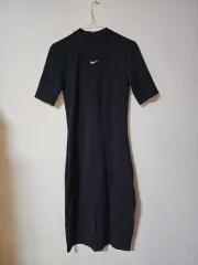 ナイキ ブラック 半袖 ONE PIECE S
