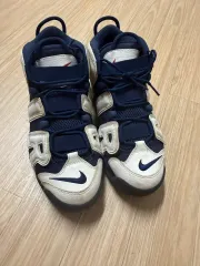 270 NIKE エア モア アップテンポ ネイビー