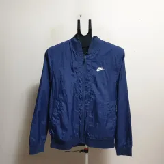 ナイキ アウター/ジャケット/100