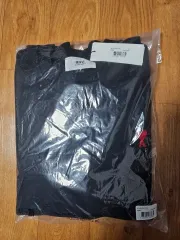 AMI アミ ブラック スウェット 新品