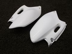 HONDA スーパーカブ リトルカブ 社外品 スリット入り サイドカバー 