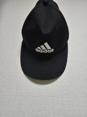 アディダス ブラック ベースボールキャップ 帽子