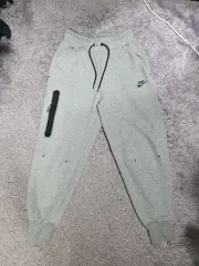 ナイキ テックパック ズボン cw4293 ジョガーパンツ グレー s