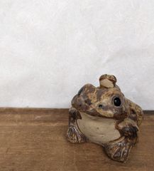 根付 提物 木彫り 木製 『蓮の葉と蛙』 - メルカリ