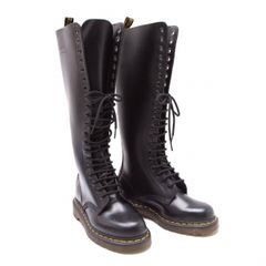 Dr.Martens AUDRICK 20ホール ロング 厚底 ひざ下丈 UK6 - メルカリ
