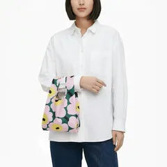 新品 マリメッコ marimekko ミニエコバッグ 買い物袋 ミニスマートバッグ 2026夏新作 Unikko ウニッコ グリーン ライトピンク イエロー 95572 095572 246 北欧雑貨 北欧デザイン