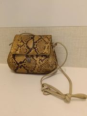 美品】BORELLI P. リアルパイソン ショルダーバッグ ブラウン - メルカリ