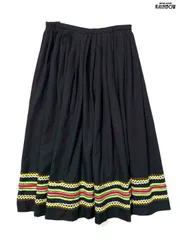 古着 刺繍 総柄 コットン ロング丈 タック スカート 黒 (btu2601103)