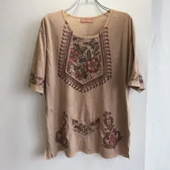 良品✨ ファッショナブル FASHIONABLE 半袖 カットソー トップス 花柄 総柄 刺繡 プリント エスニック インド製 コットン レーヨン ボタニカル ベージュ ラウンドネック ナチュラル アジアンテイストのサムネイル