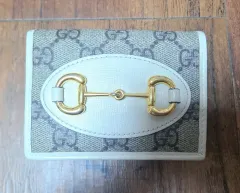 正規品 グッチ ホースビット 二つ折り財布 GGスプリーム ベージュ