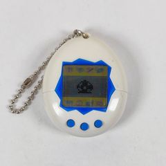 BANDAI 1997 モスラ たまごっち 本体 - メルカリ
