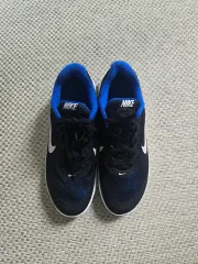 ナイキ 黒/青 スニーカー