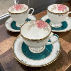 NARUMI カレス カップ＆ソーサー 3客