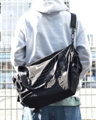90s 00s nike ワンショルダーバッグ メッセンジャーバック - メルカリ