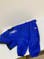 送料無料★umbro アンブロ★ピステ　上下セット　ナイロンウェア　サッカーウェア　セットアップ★ジュニア　子供　150 キッズ　#80402sj119