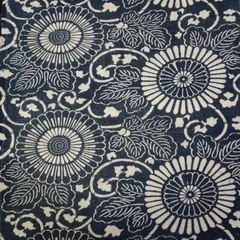 アンティーク　木綿　型染め　ハギレ　1巾　菊　唐草　古布【232509】