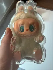 POP MART) ラブブ (Labubu) ナランノルジャ (クク) キーホルダー + 専用ケース