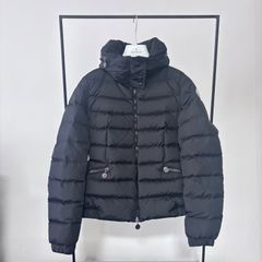MONCLER モンクレール GIROTTE スタッズ ダウンジャケット ベロア 
