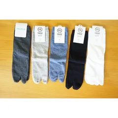 【新品 未使用】 キッズ 5足セット 足袋ソックス 2本指ソックス  靴下 ショートくつした ソックス 無地 黒 白 グレー ダークグレー 小学生 スクールソックス  [ネコポス]