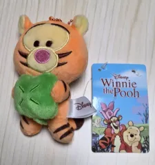 未使用) ディズニー くまのプーさん ティガー ミニキーチェーン 四つ葉のクローバー ぬいぐるみ 出品