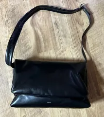 スタンドオイル フラッフィーバッグ ブラック ショルダーバッグ