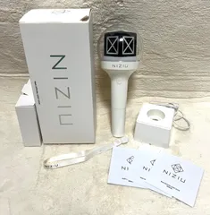 NiziU 公式ペンライト「NiziU OFFICIAL LIGHT STICK」