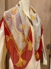 クリスチャンディオール シルクスカーフ