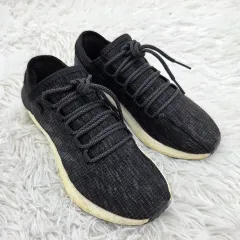 245 アディダス ブラック ランニングシューズ