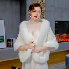 再入荷 ウェディングショール ホワイト 白フリーサイズ 結婚式 ボレロ パーティー もこもこ ふわふわ ファー ストール ショール ドレス 成人式結婚式