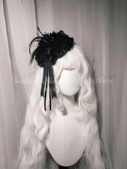 再入荷 人気商品★ゴシックロリータ レースヘッドドレス 花飾り 羽根付き ヘアアクセサリー 黒 白 2色展開 ハンドメイド風 撮影会 イベント コスプレ ハロウィン