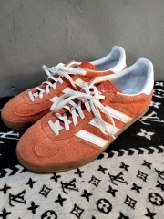 正規品 アディダス ガゼル インドア ボールド オレンジ クラウド 白 スニーカー