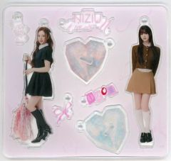 NiziU リク アクリルスタンドキーホルダー - メルカリ
