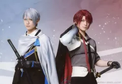 【中古】生写真(男性) 水江建太(山姥切長義)・佐奈宏紀(後家兼光)/横型・キャラクターショット/ミュージカル「刀剣乱舞」～静かなる夜半の寝ざめ～ ランダムペアブロマイド(戦闘ver.)