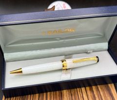 【お値下げしました】セーラー万年筆 四季織 名月14K EF 旧ロゴニブ お値下げしました】セーラー万年筆 四季織 名月14K EF 旧ロゴニブ