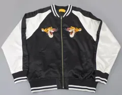 【中古】衣類 ティガー スカジャン ブラック×ホワイト Lサイズ 「くまのプーさん」 東京ディズニーリゾート限定