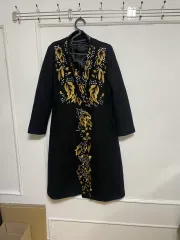 ブラック ゴールド 刺繍 ロング コート サイズ写真参照