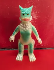 M1号 世紀の大怪獣ウルトラQウ ルトラマン ラゴン蓄光 緑塗装 M1号 世紀の大怪獣ウルトラQウルトラマン ラゴン蓄光 緑塗装 - メルカリ