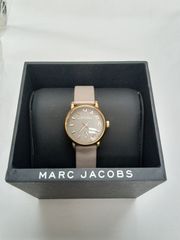 MARC JACOBS ライトグレージュ×ピンクゴールド スモセコ - メルカリ