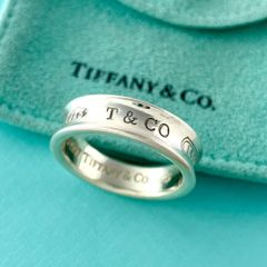 Tiffany ブルー エナメル ハート リング 16.5号希少 - メルカリ