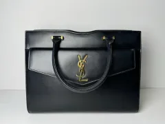 サンローラン アップタウン ミディアム トート兼