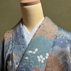 美品】単衣 着物 大島紬調 幾何学花更紗 ブルーグリーン 洗える着物 青