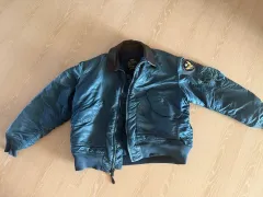 アルファインダストリーズ MA-1ジャケット 出品