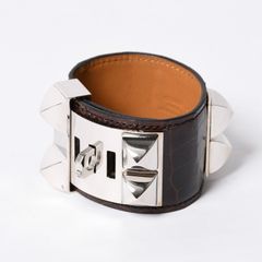 CHANEL シャネル レザーベルト サイズ80/32 ブラック ゴールド レザー メタル 93A刻印 ブランドロゴ 美品 中古 4c067111 楽天市場】CHANEL シャネル レザーベルト サイズ80/32 ブラック