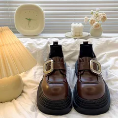 金属バックル パンプス カジュアル 春 秋 ローファー