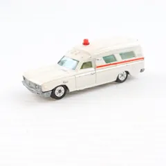 トミカ No.40 1/70 トヨタ救急車(ホワイト×レッド/黒箱/日本製) 完成品 ミニカー トミー